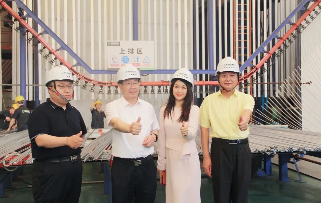 河北省石家莊藁城區(qū)委書記王錦山一行領(lǐng)導(dǎo)蒞臨高登鋁業(yè)集團(tuán)考察