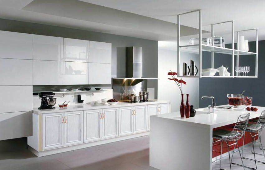 全鋁家具比傳統(tǒng)家具具有更好的擴(kuò)展性，全鋁家具的優(yōu)勢(shì)將更加明顯